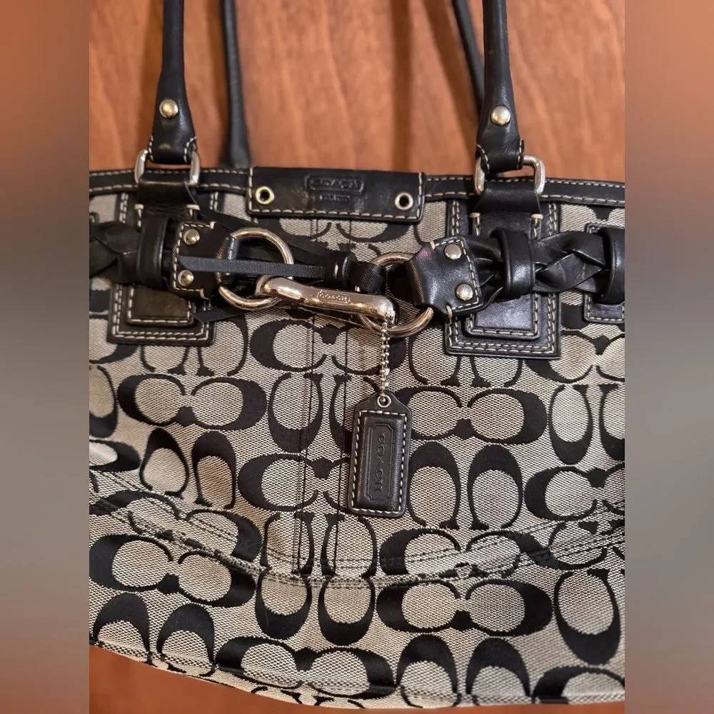 Coach Signature Hampton Black Handbag Tote - Picture 2 of 16